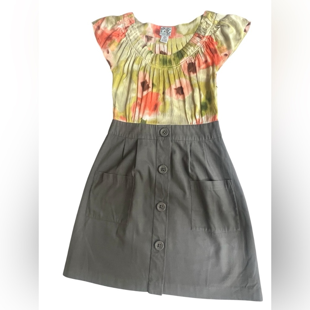 Anthropologie Tabitha “Zoya” Dress – Size 8 – Silk Floral + Pleated Gray Skirt